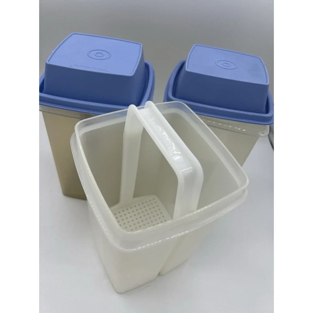 Vintage Tupperware Pickle/Olive Keeper #1560-2  3 Piece Set